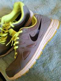 Buty sportowe nike