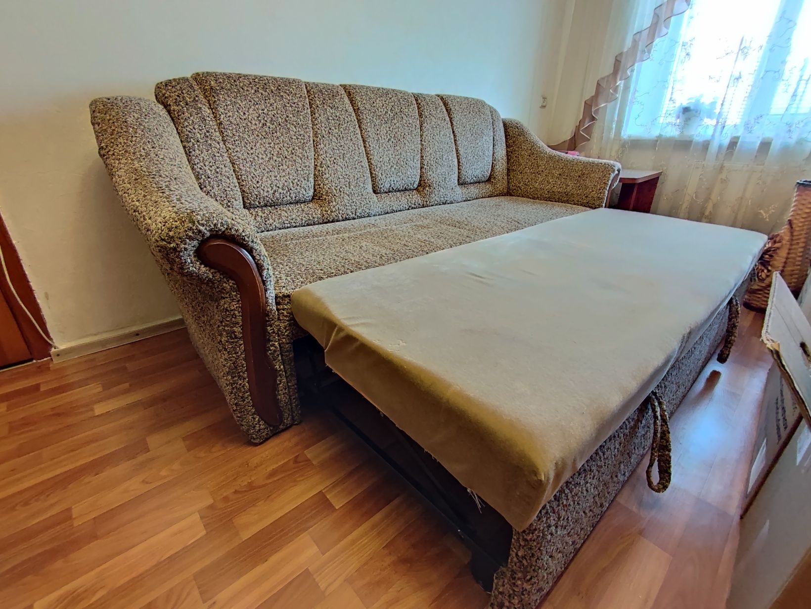 Диван та крісло розкладні
