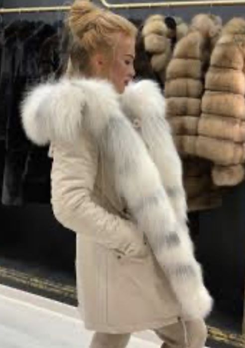 Пуховик парка куртка пальто с натуральным мехом