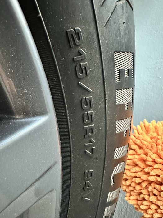Opony Goodyear 215 55 R17