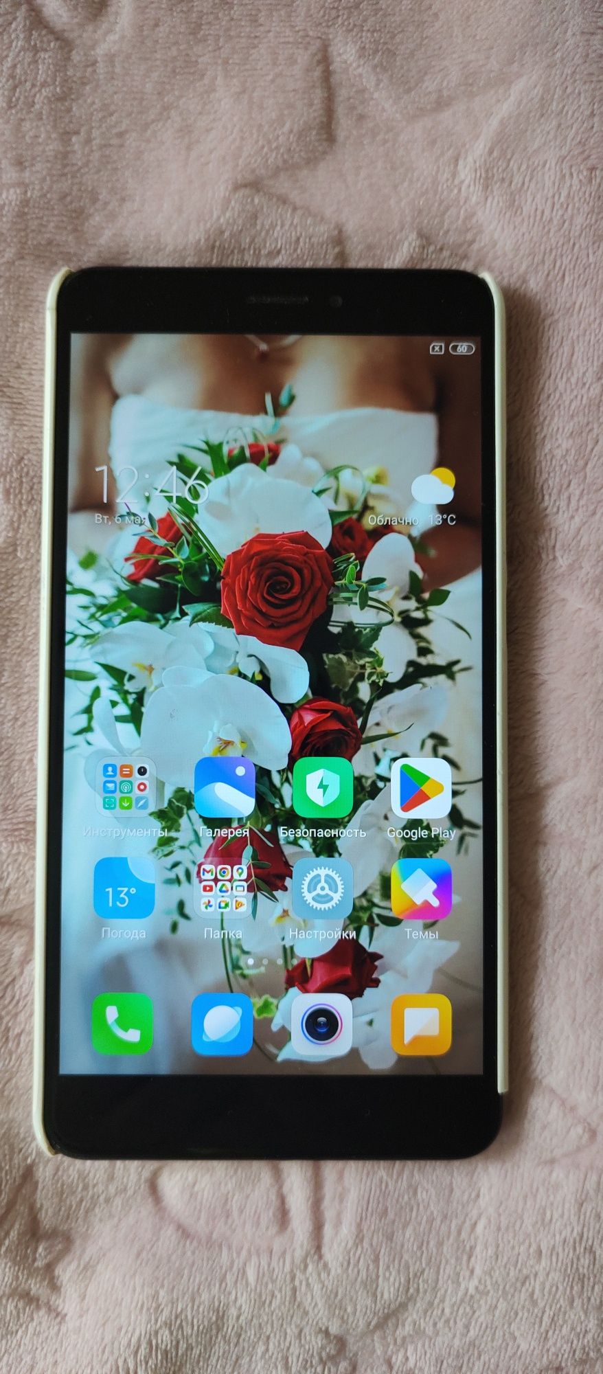 Телефон Xiaomi mi max 2, 4/64, батарея 5300, хорошее состояние