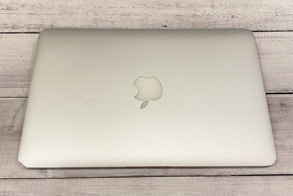 Apple MacBook Air 2012 (A1465) 11.6’’ i5 4GB ОЗУ/ 64GB SSD (r1422)