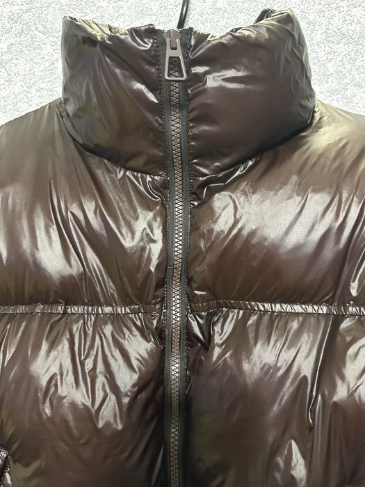 Продам куртку в трендовому шоколадному кольорі