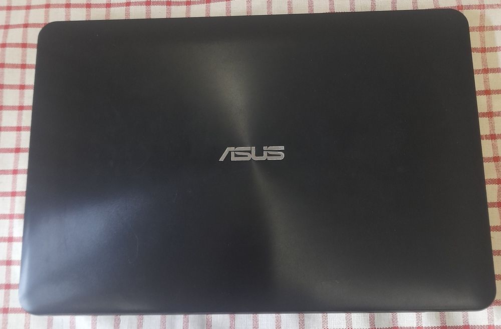 Portátil ASUS  X555L