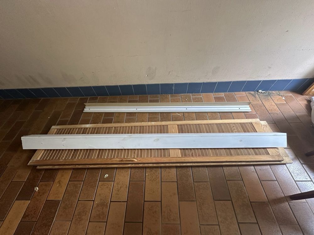 Drzwi przesuwane  z systemem i listwa maskujaca 214 x85