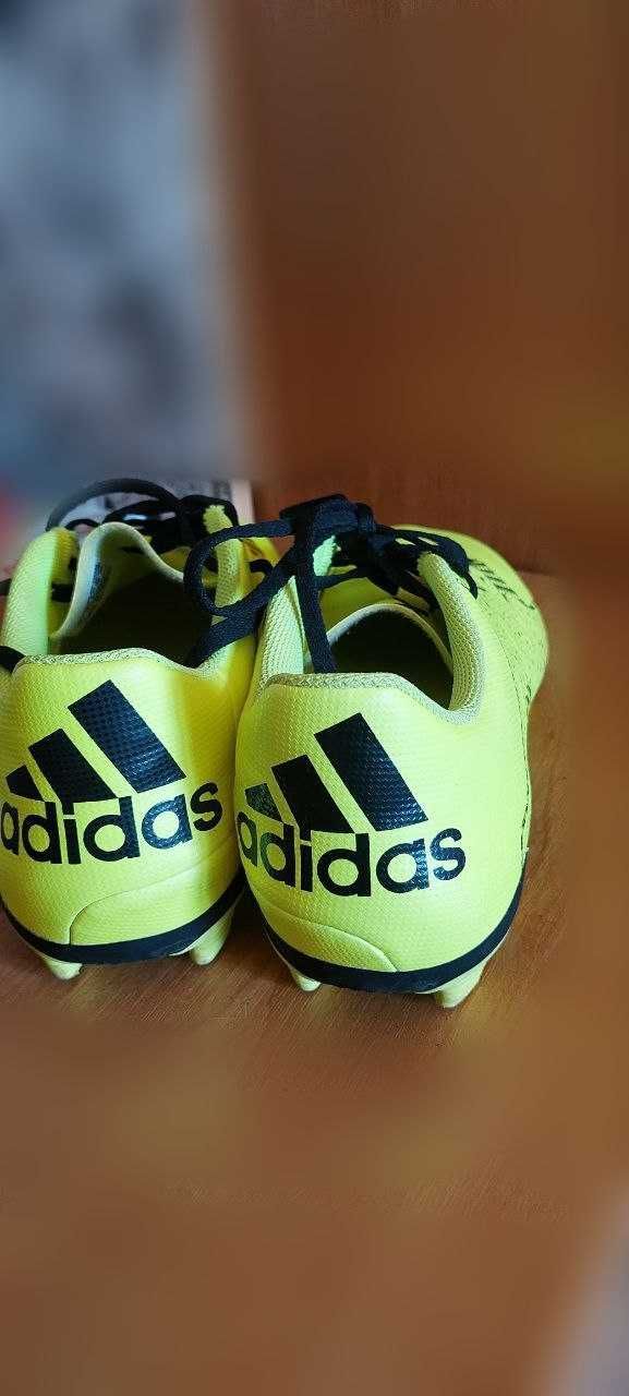 Оригінальні Бутси Adidas