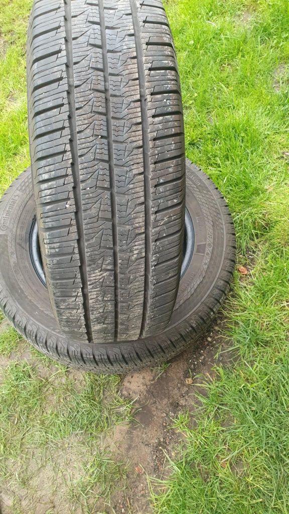 215/65 R16 Conrinental rok 22