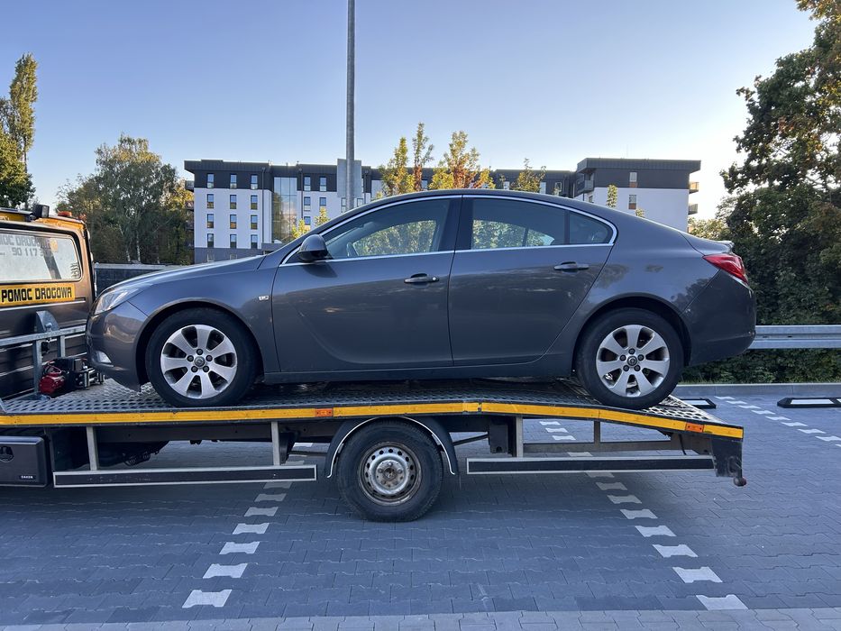 Opel Insignia 2.0 Cdti uszkodzona