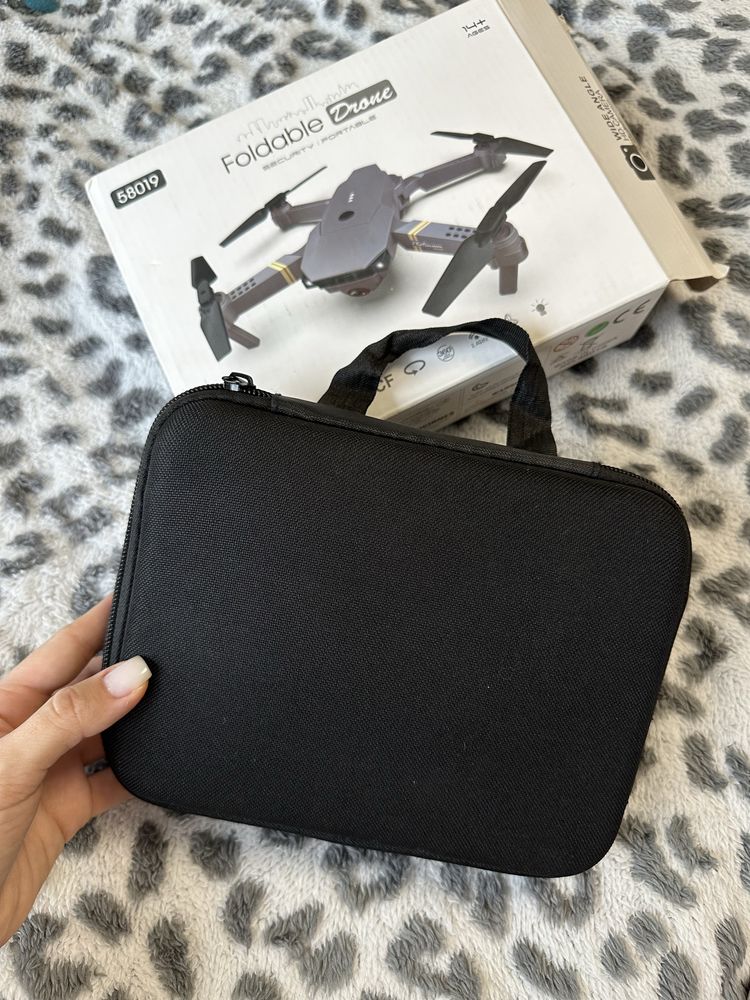 Квадрокоптер Дрон 58019 WiFi 4K камерою з барометром Eachine