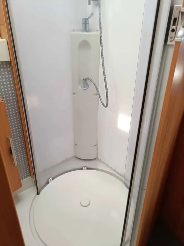 Hymer-Eriba B524  Kamper Hymer Ducato 2.8 automat, klima, idealny stan