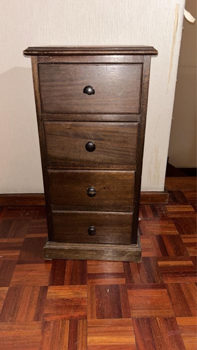 Armario de cabeceira