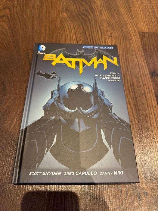 Batman Tom 4 - Rok Zerowy - Tajemnicze Miasto