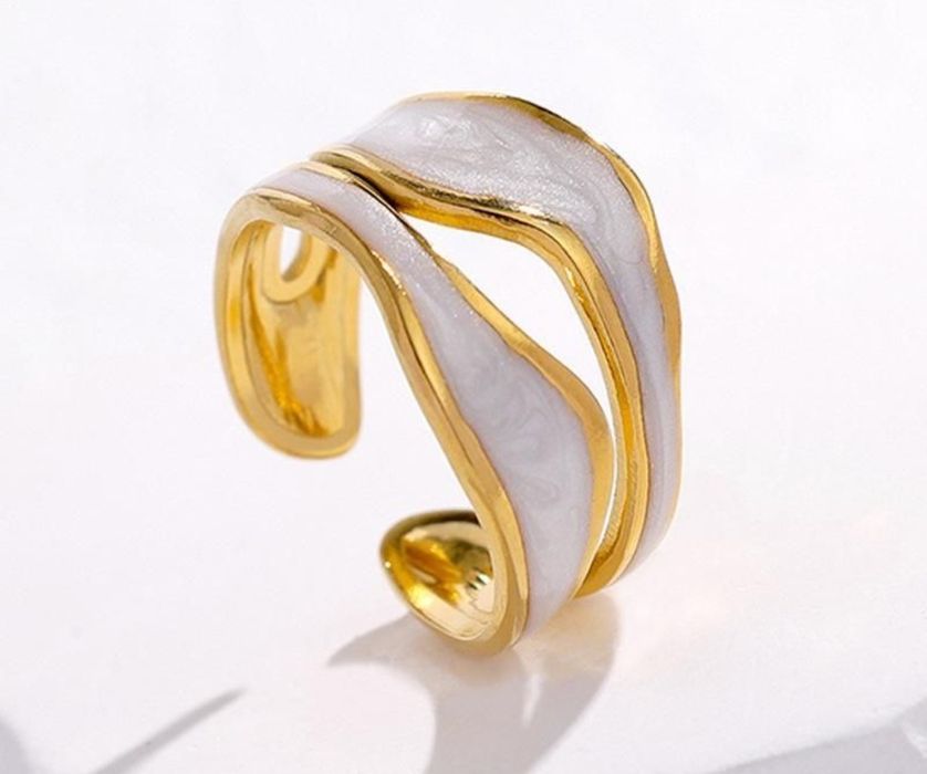 Каблучка жіноча стильна