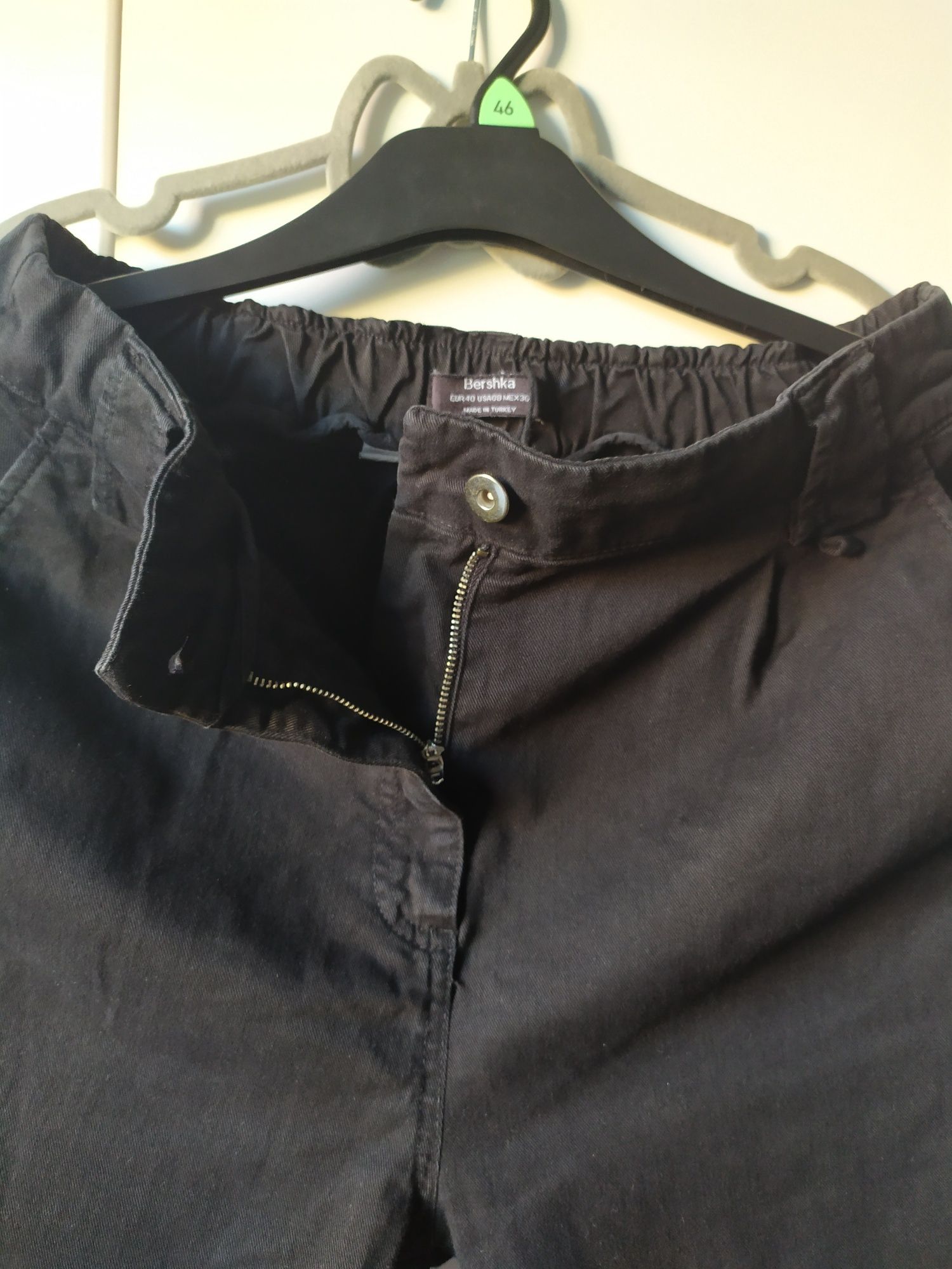 Spodnie jeans damskie 40 Bershka czarne
