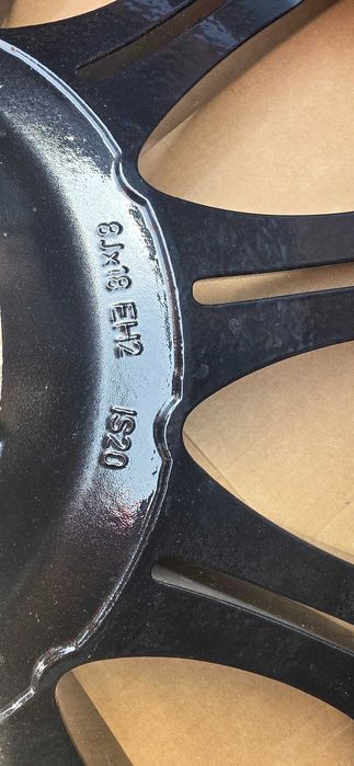 Felgi BMW e60 e61 styling 135 8Jx18" et20 m-pakiet świeżo prostowane