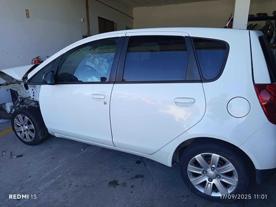 Mitsubishi Colt VI 1.3 ano 2011 para peças