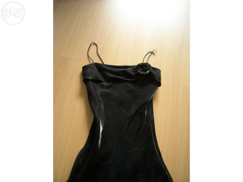 Vestido de gala Preto.