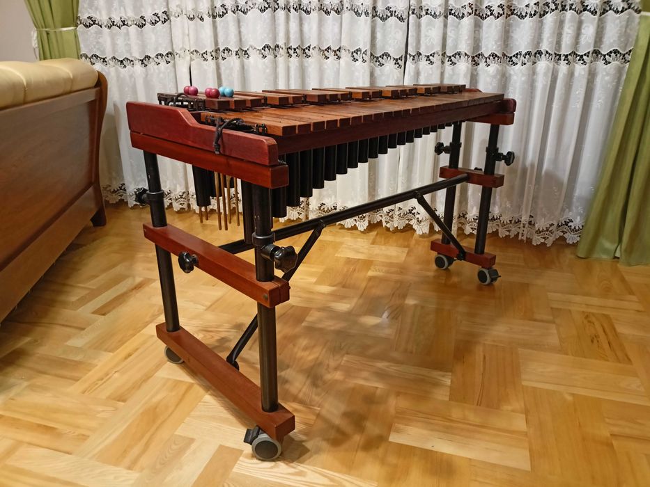 Ksylofon / marimba , koncertowy, profesjonalny, ruchomy-solidny statyw
