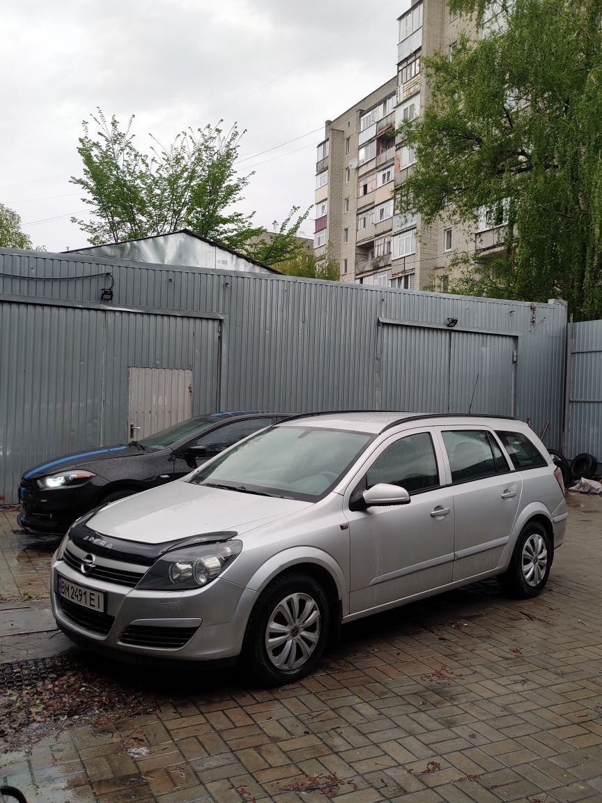 Opel Astra H 2004