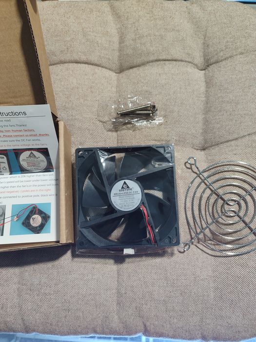 безколекторний вентилятор постійного струму (Brushless DC Fan) GDA9225