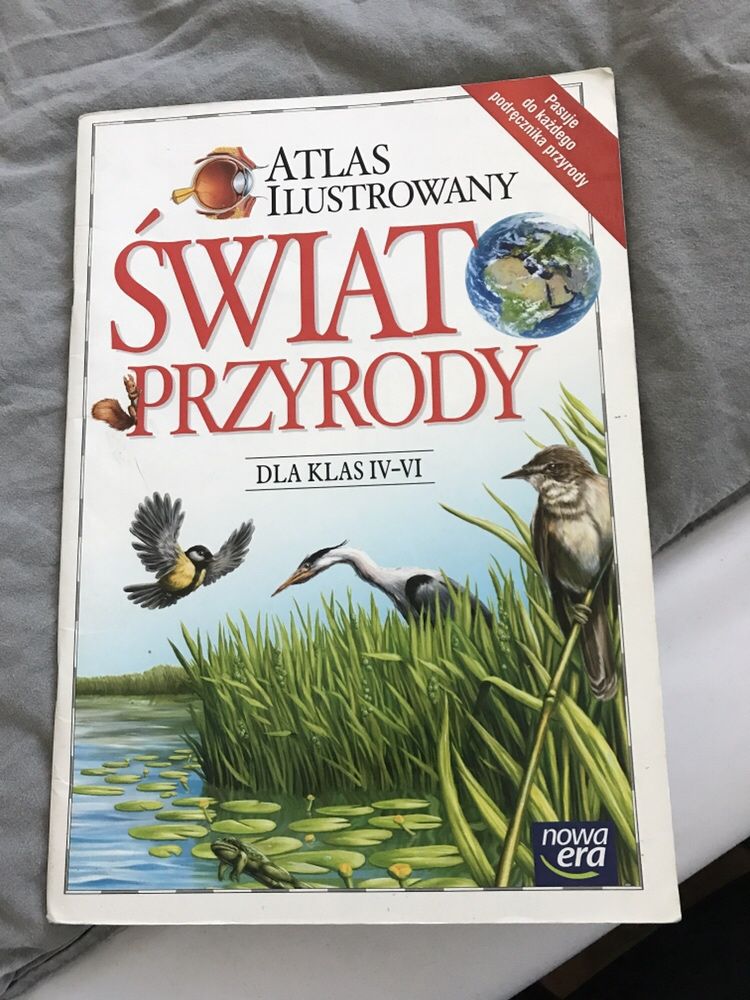 Atlas ilustrowany ,, świat przyrody”