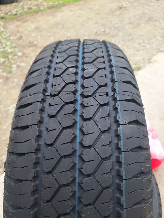 Nowe opony do busa 205/65/r16C