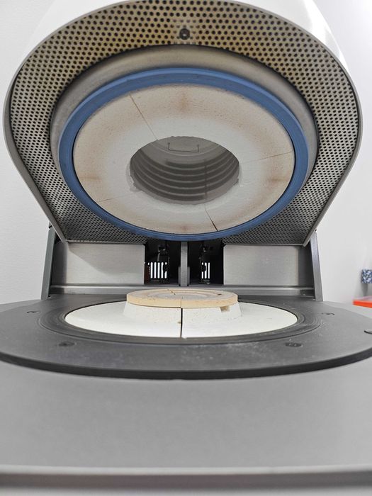 Forno cerâmica Ivoclar 5010 - Prótese Dentária