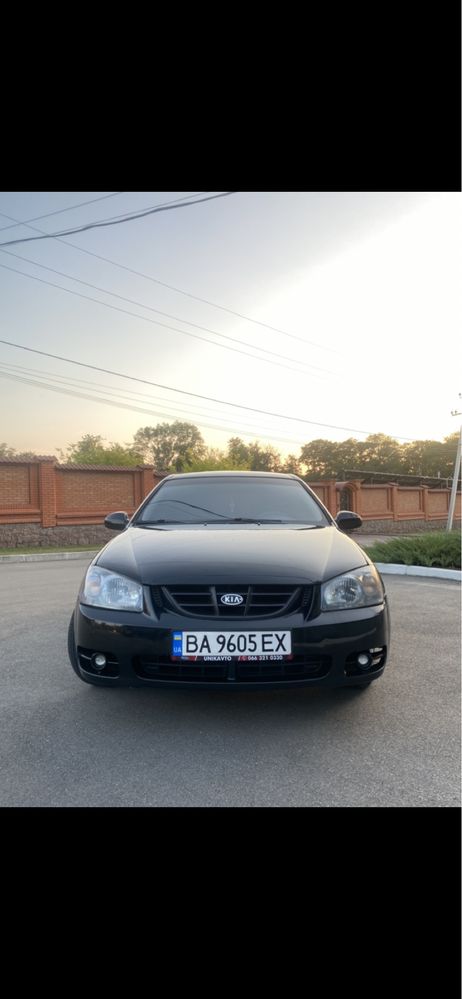 Продам автомобиль Kia cerato 2005 1.6