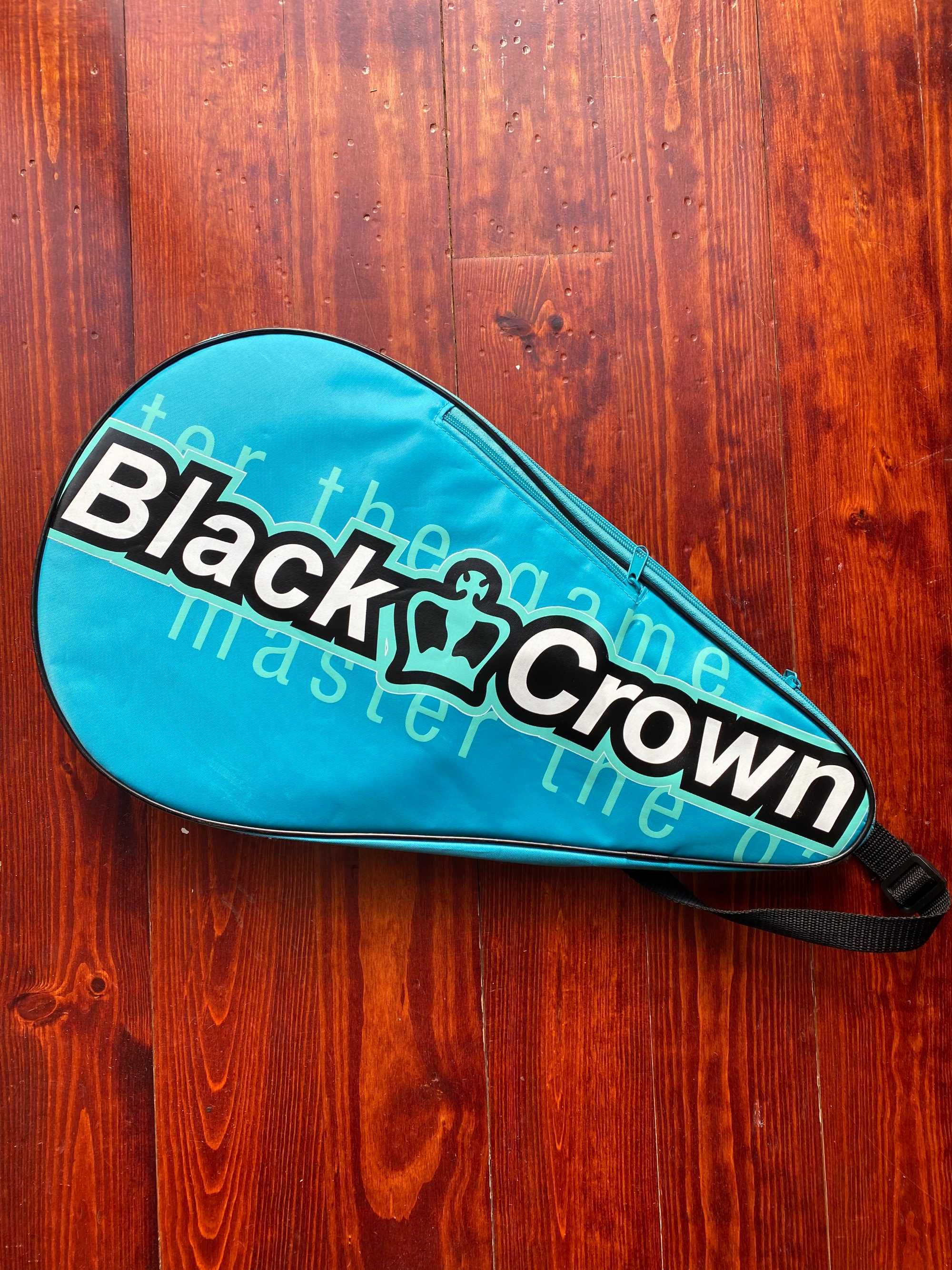 Raquete de Paddel Black Crown com capa semi nova