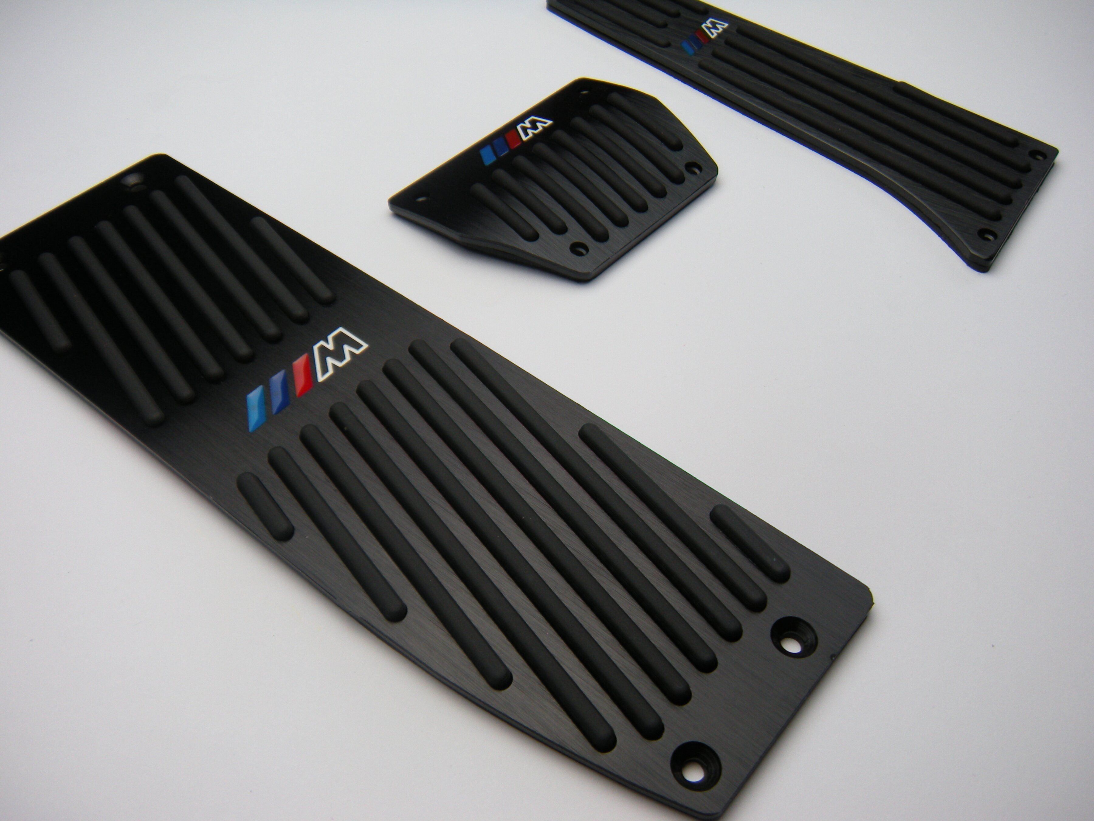 Накладки на педали BMW "M" E34 E36 E38 E39 E46 E53 E84 E87 E90 E91 E92