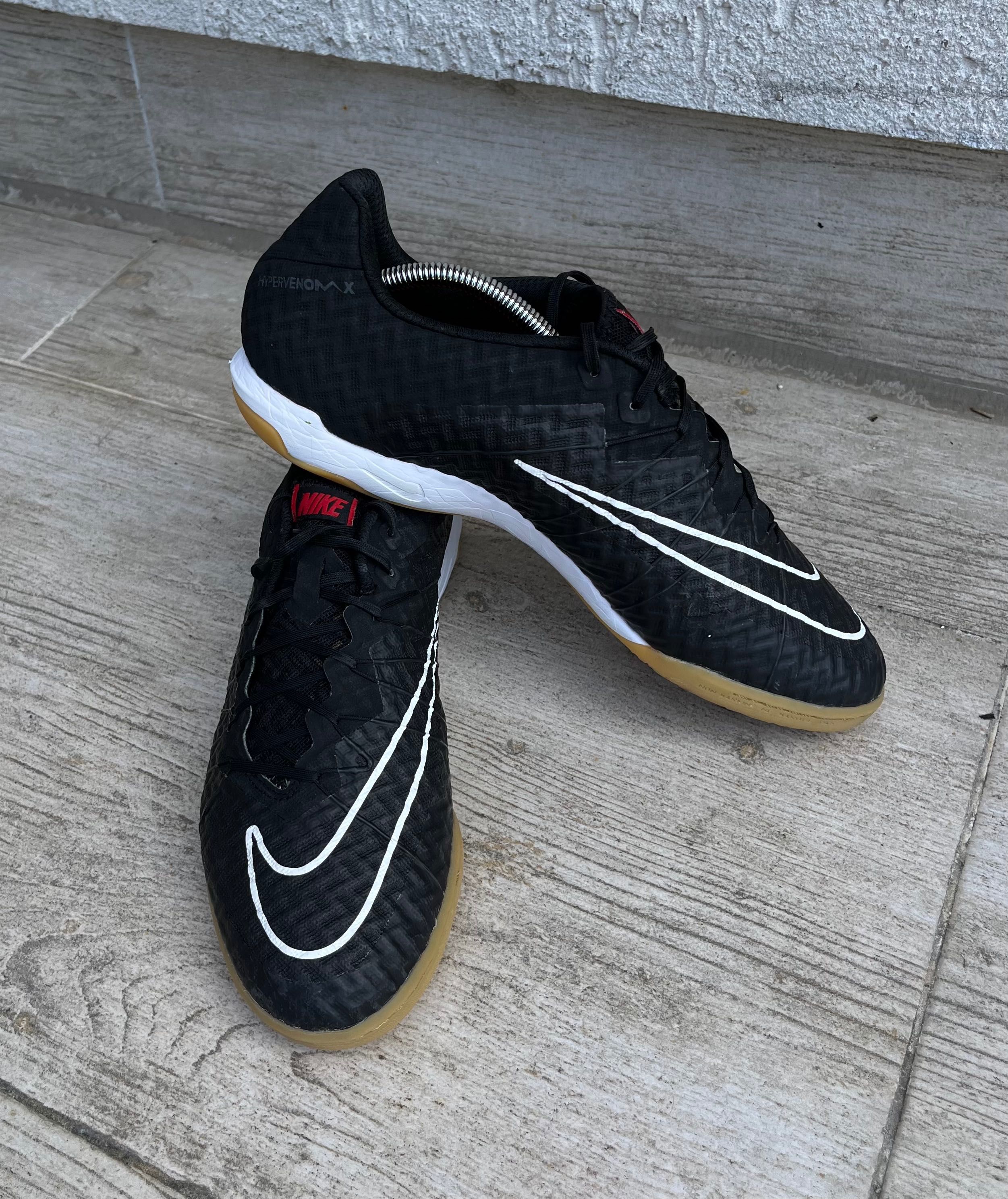 buty piłkarskie Nike hypervenom x Finale IC