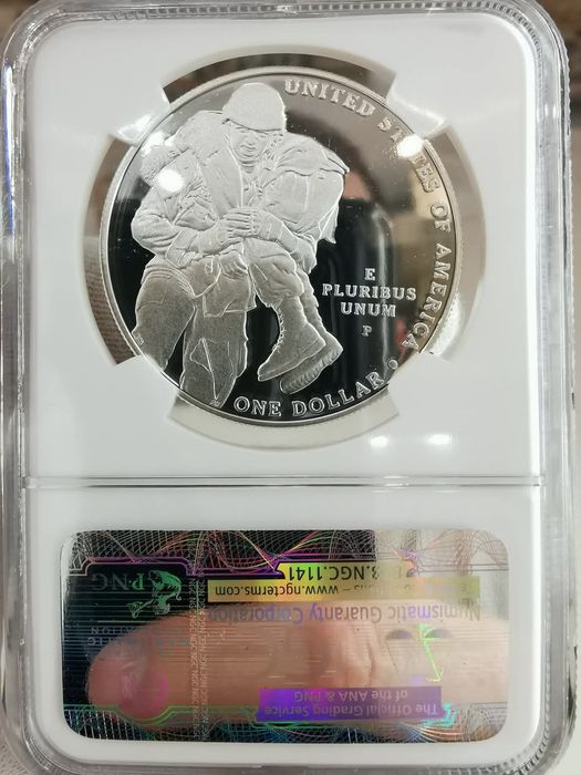 США 1долар 2011р. Медаль Пошани.СЛАБ NGS PF69 ULTRA CAMEO. ПРУФ.СРІБЛО