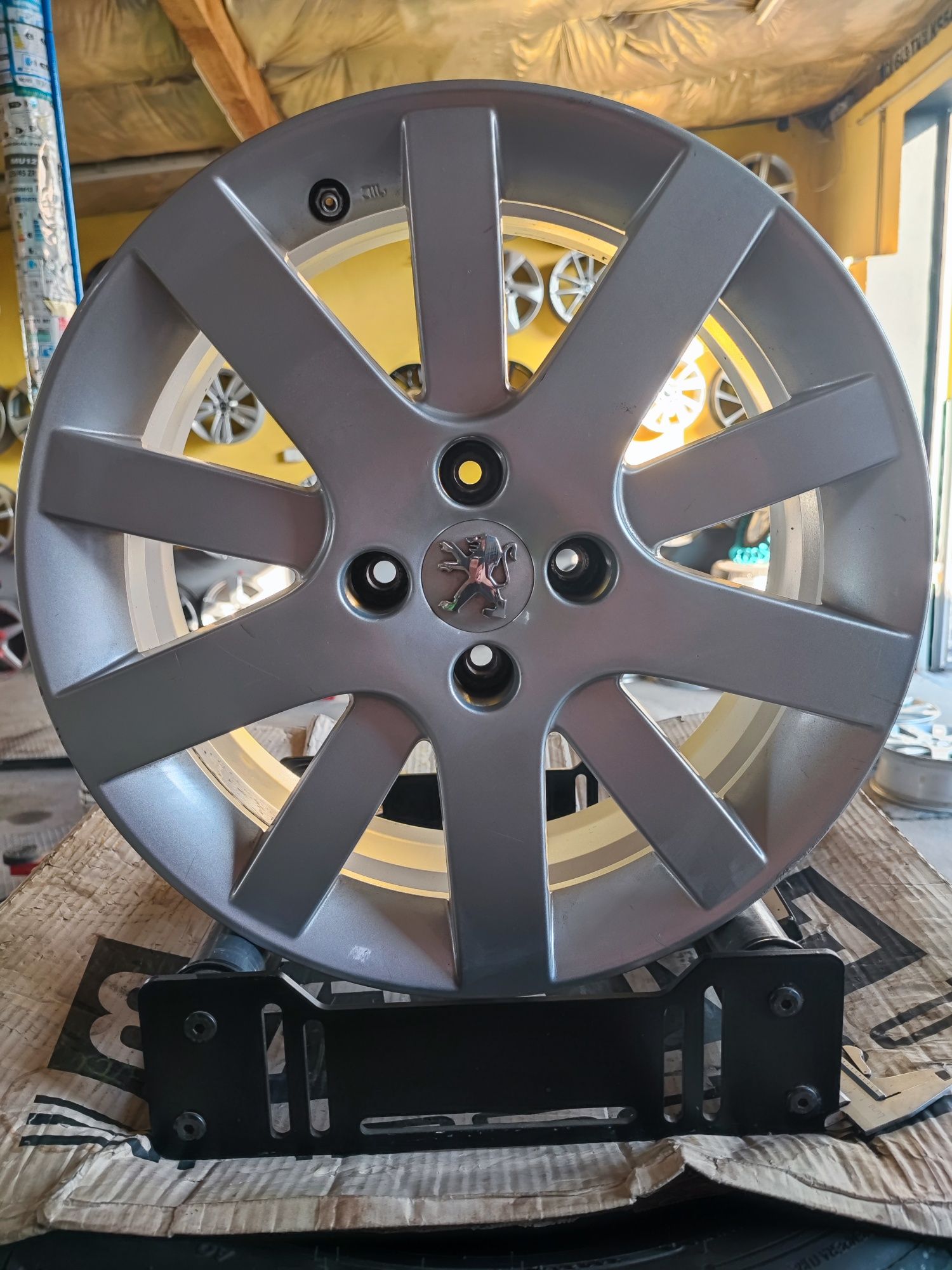Felgi Alufelgi 4x108 7J 17 Cali ET 26 | Peugeot OE 208 207 | 308 307