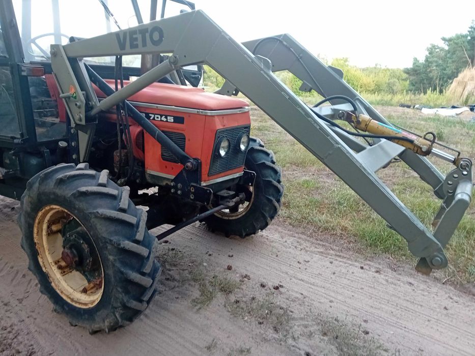 Tur ladowacz zetor