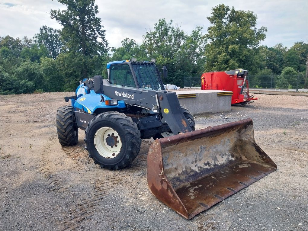 Ładowarka teleskopowa New Holland LM 435A