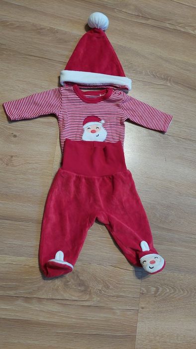 Komplet świątecznych ubranek rozmiar 50