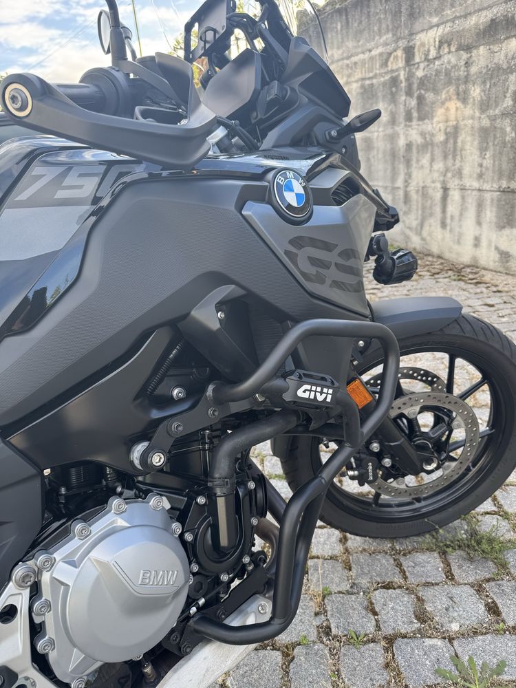 Moto BMW F750 GS