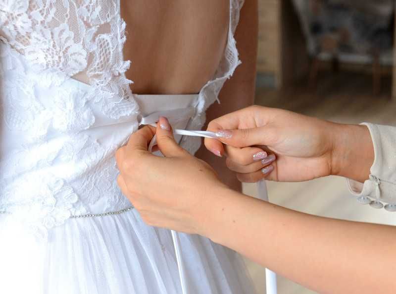 Delikatna, przepiękna suknia ślubna w rozmiarze 36