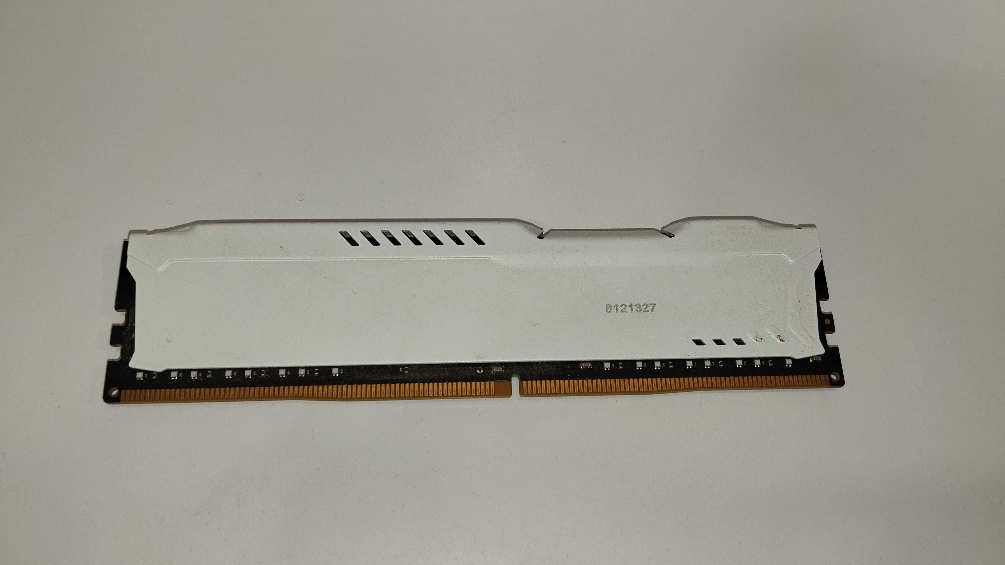 Оперативна пам'ять HyperX Fury DDR4 2933 / 8Gb / HXC429C17FW2/8