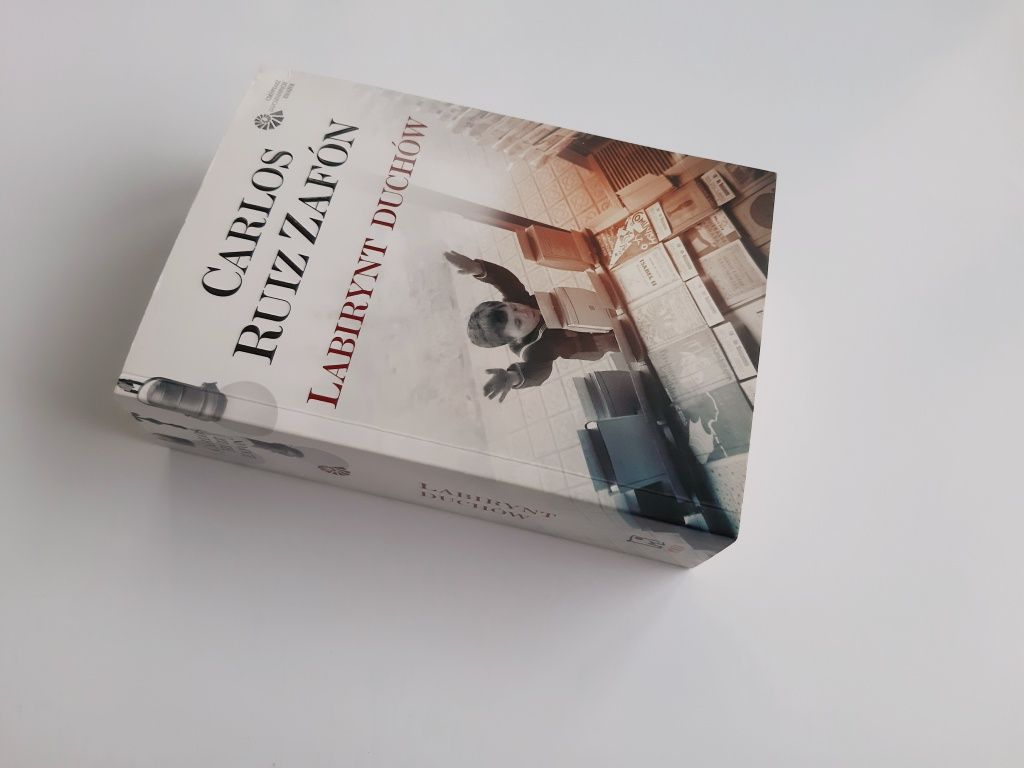 Labirynt duchów Carlos Ruiz Zafon Nowa