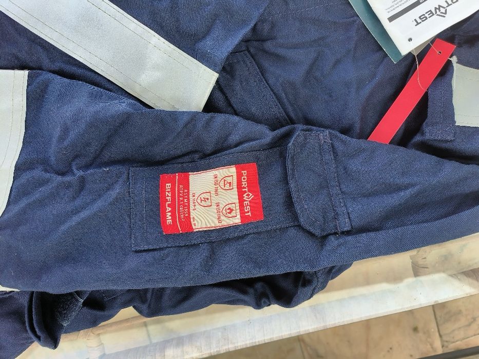 Macacão proteção PortWest Bizflame Ultra