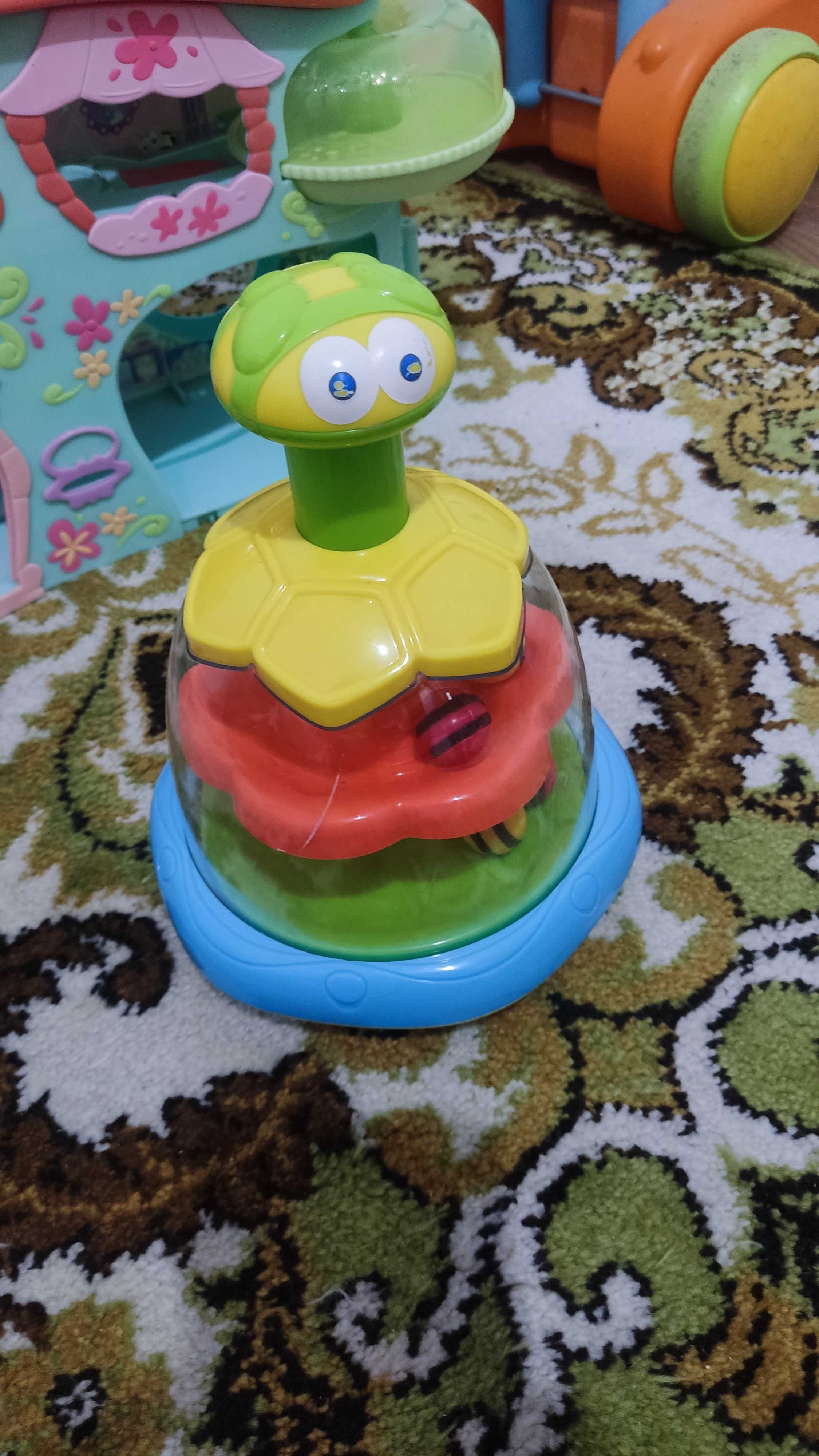 Brinquedo de bebé para pressionar