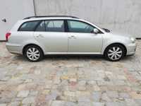 Toyota Avensis 1.8 benzyna serwis