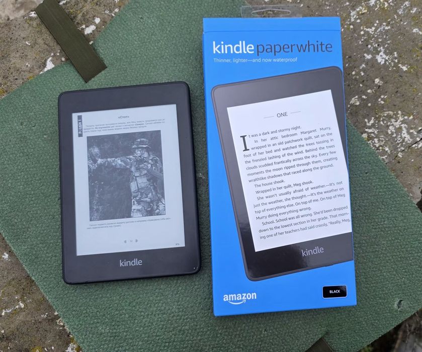 Читалка Amazon Kindle Paperwhite 10 покоління 16 ГБ в гарному стані