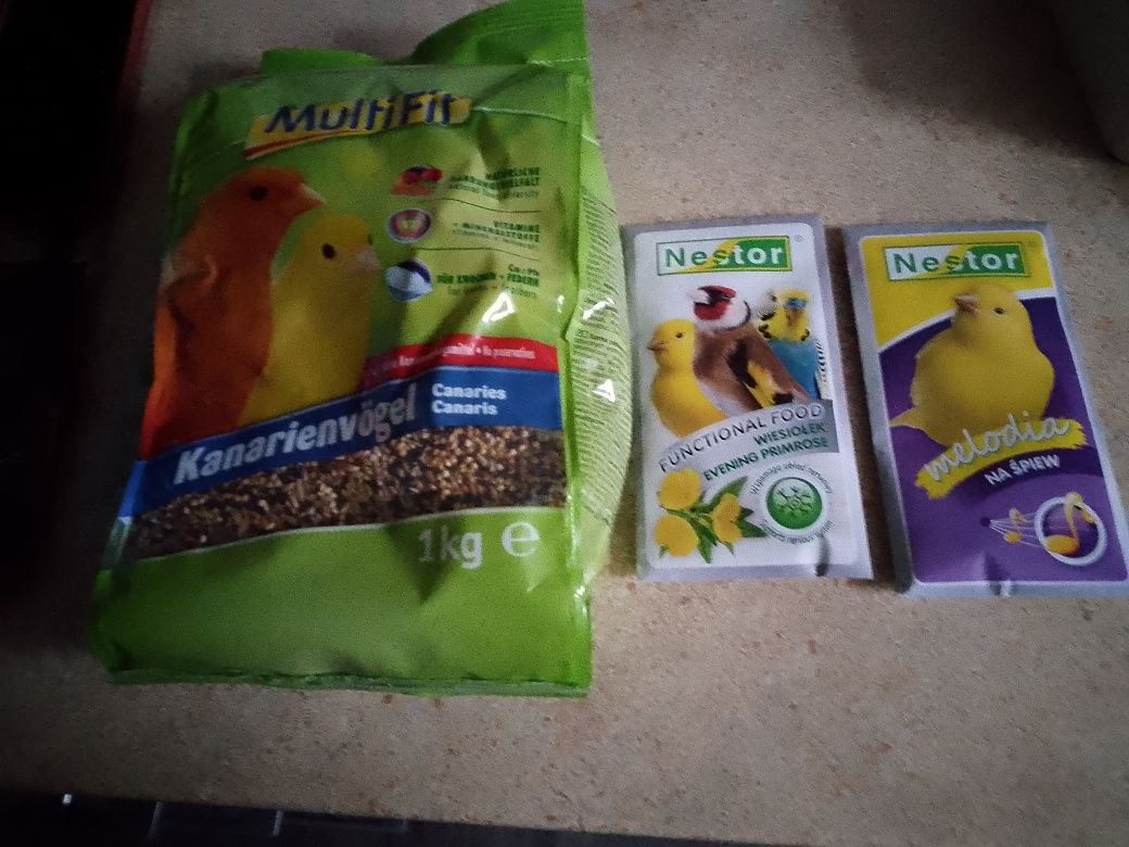 Sprzedam karmę dla kanarków