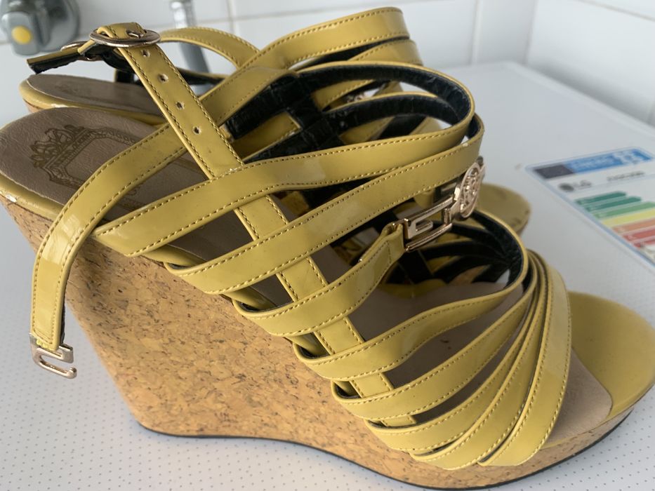 Sandálias elegantes