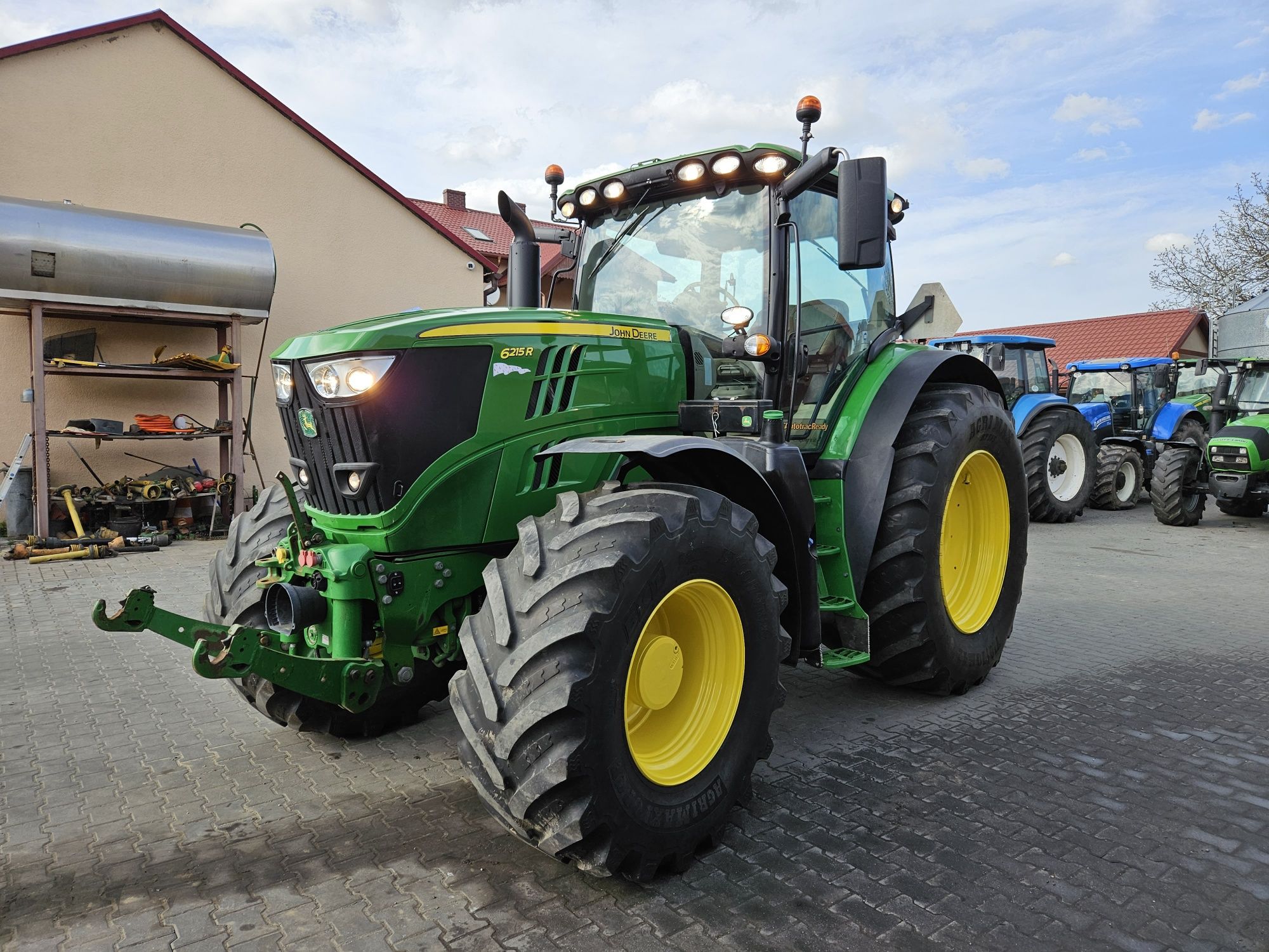 John deere 6215r pneumatyka 2015 rok tuz wom