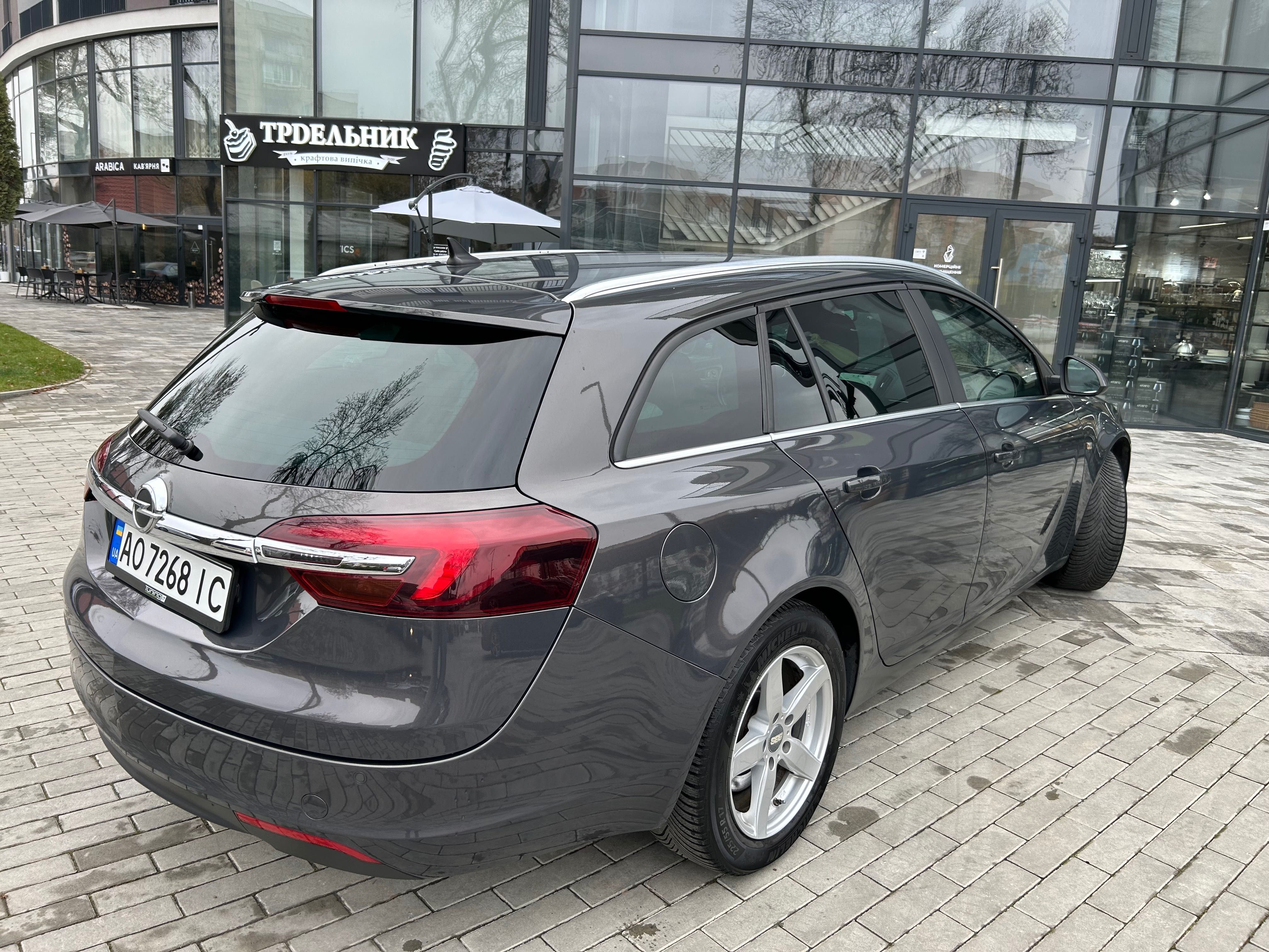 Opel Insignia 1.6