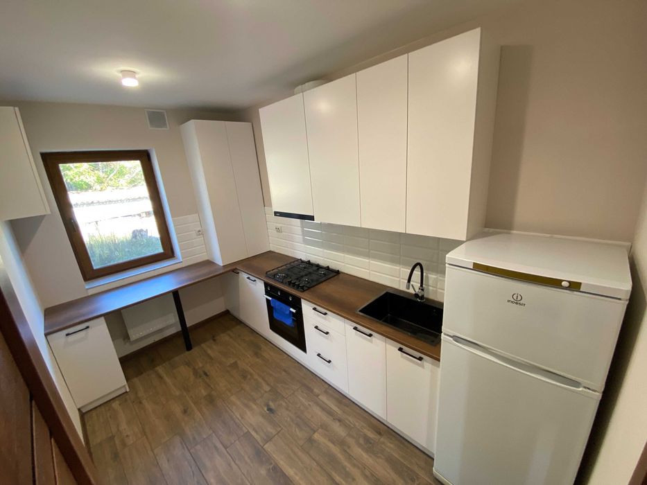 Такого будинку в Черкасах не знайти. Передмістя, 15 хв. с. Будище.