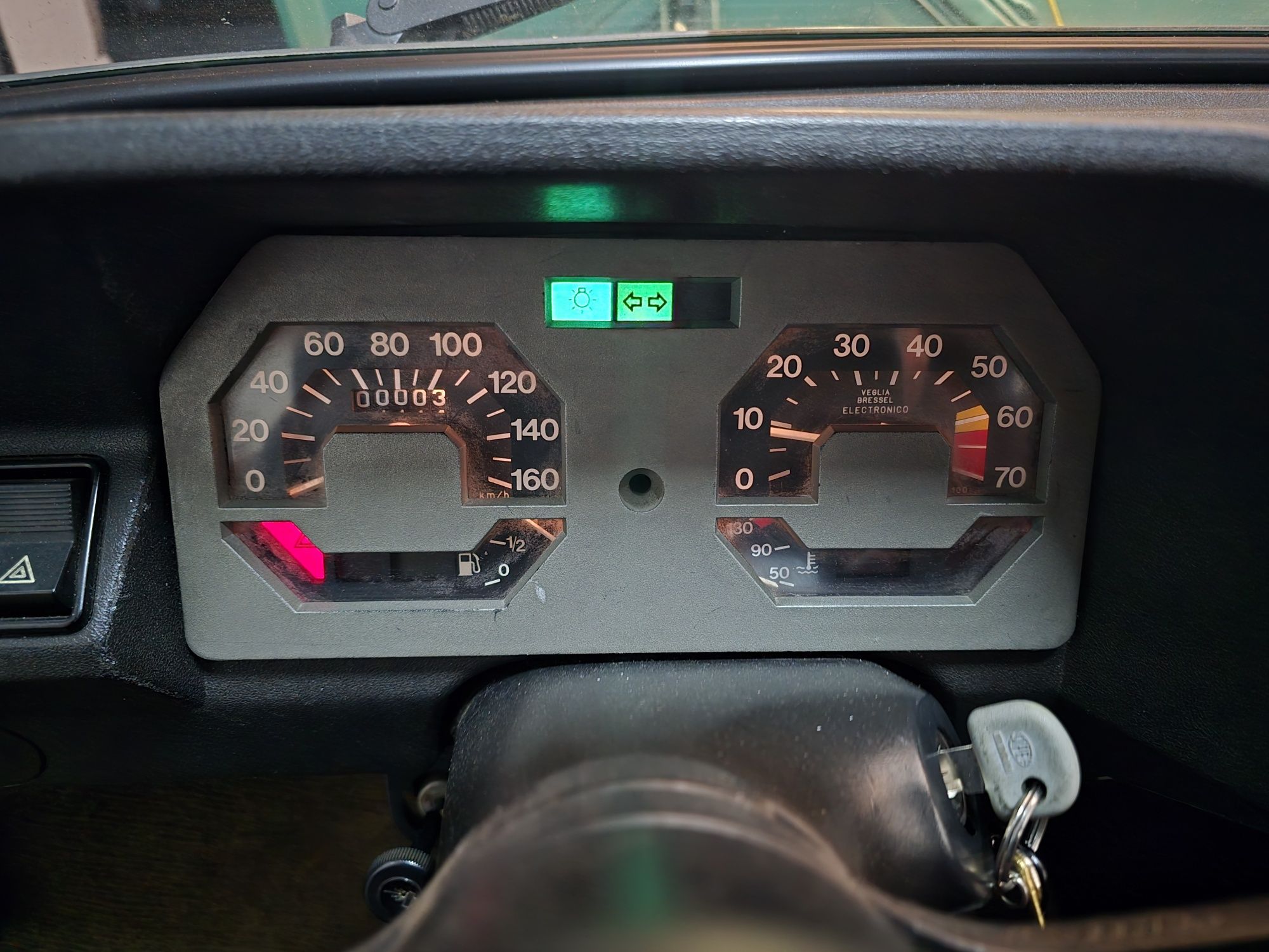 Quadrante Fiat 127 com conta rotações